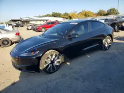 5YJ3E1EA9RF847555 2024 TESLA MODEL 3