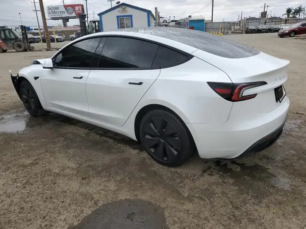 5YJ3E1EA9RF848673 2024 TESLA MODEL 3 - Image 2
