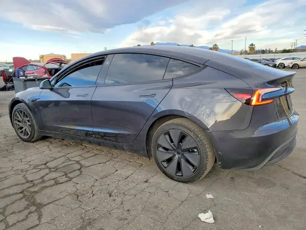5YJ3E1EA9RF849273 2024 TESLA MODEL 3 - Image 2