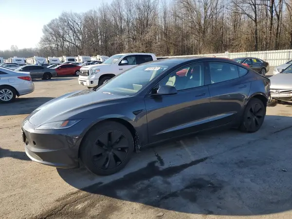 5YJ3E1EA9RF855431 2024 TESLA MODEL 3 - Image 1