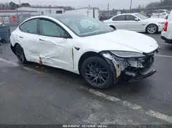 5YJ3E1EA9RF857020 2024 TESLA MODEL 3