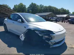 5YJ3E1EA9RF857227 2024 TESLA MODEL 3