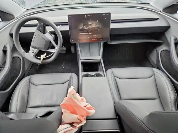 5YJ3E1EA9RF861200 2024 TESLA MODEL 3 - Image 8