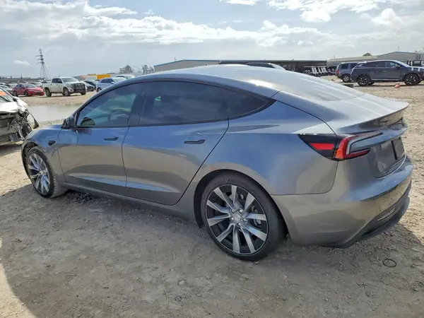 5YJ3E1EA9RF862198 2024 TESLA MODEL 3 - Image 2