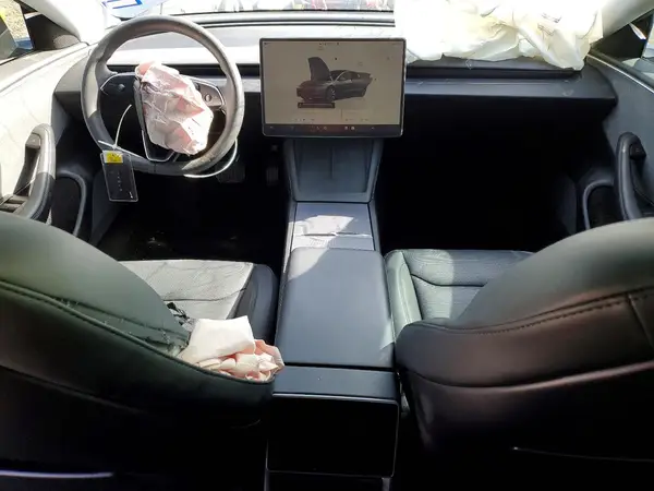 5YJ3E1EA9RF862198 2024 TESLA MODEL 3 - Image 8