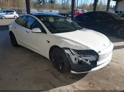 5YJ3E1EA9RF866476 2024 TESLA MODEL 3