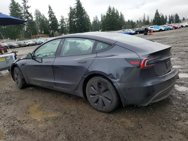 5YJ3E1EA9RF866638 2024 TESLA MODEL 3 - Image 2