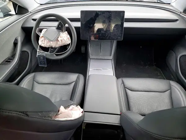 5YJ3E1EA9RF866638 2024 TESLA MODEL 3 - Image 8