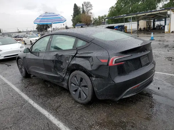 5YJ3E1EA9RF867532 2024 TESLA MODEL 3 - Image 2