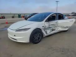 5YJ3E1EA9RF869877 2024 TESLA MODEL 3