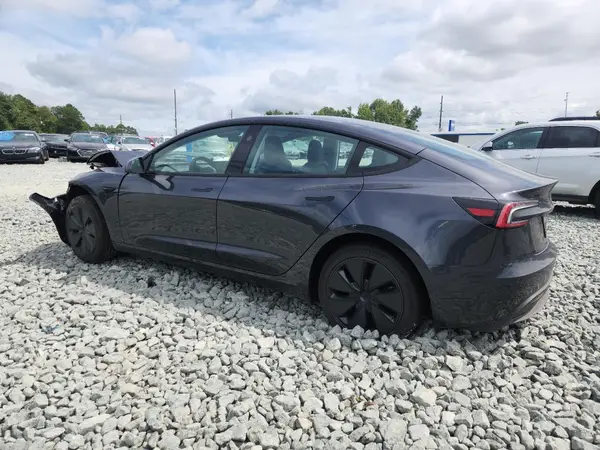 5YJ3E1EA9SF005174 2025 TESLA MODEL 3 - Image 2