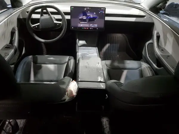 5YJ3E1EA9SF005238 2025 TESLA MODEL 3 - Image 8