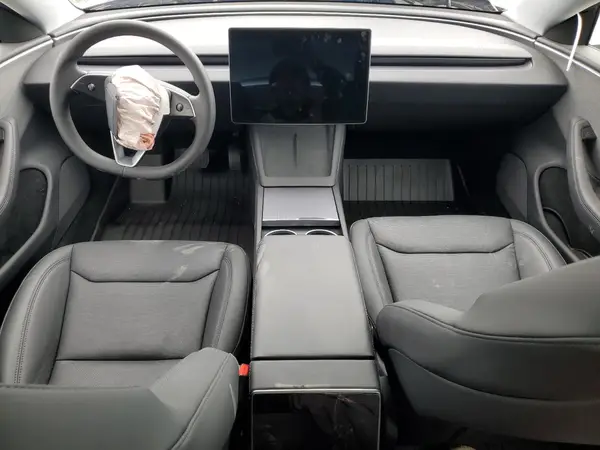 5YJ3E1EA9SF007037 2025 TESLA MODEL 3 - Image 8