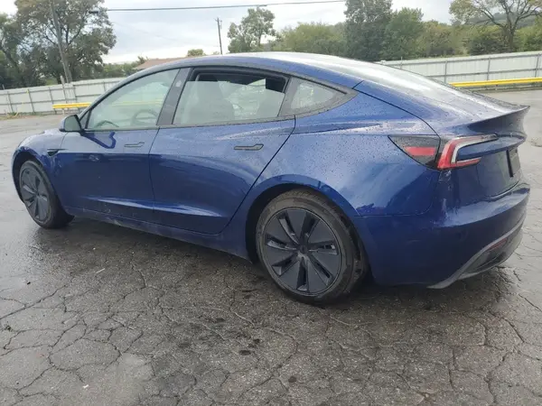 5YJ3E1EA9SF011217 2025 TESLA MODEL 3 - Image 2