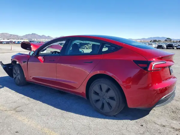 5YJ3E1EA9SF015705 2025 TESLA MODEL 3 - Image 2