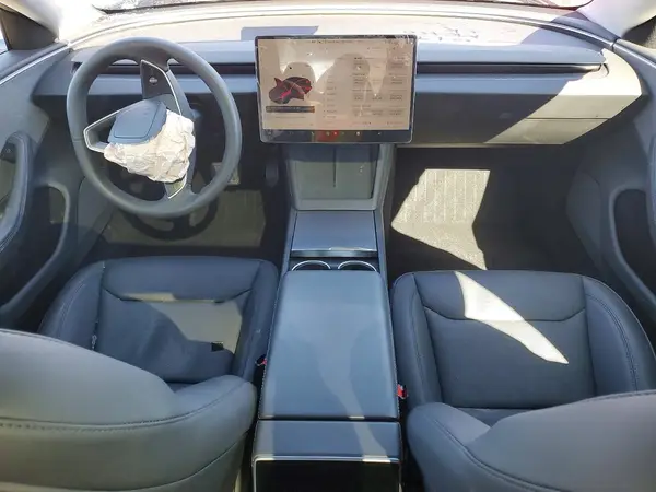 5YJ3E1EA9SF015705 2025 TESLA MODEL 3 - Image 8
