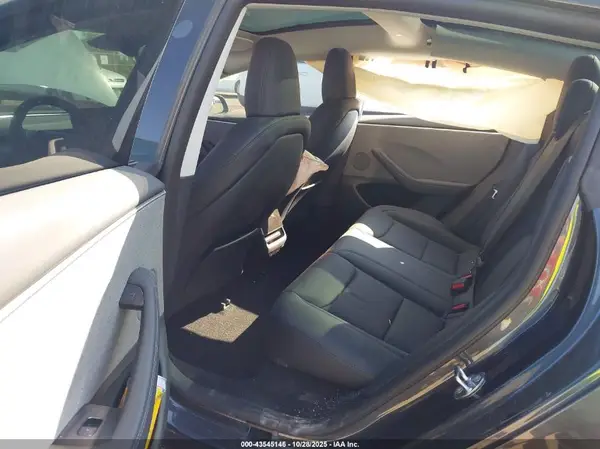 5YJ3E1EA9SF019270 2025 TESLA MODEL 3 - Image 8