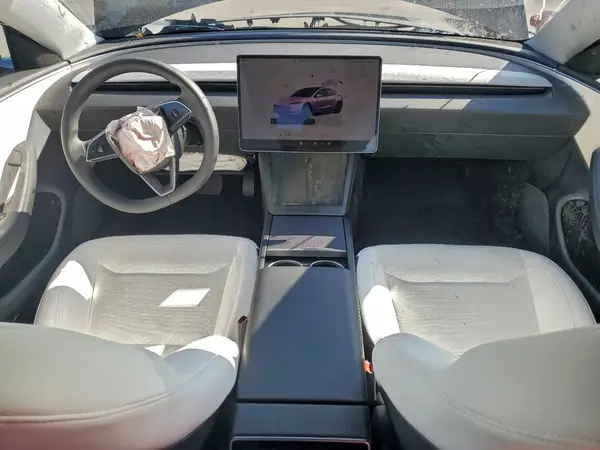 5YJ3E1EA9SF019706 2025 TESLA MODEL 3 - Image 8