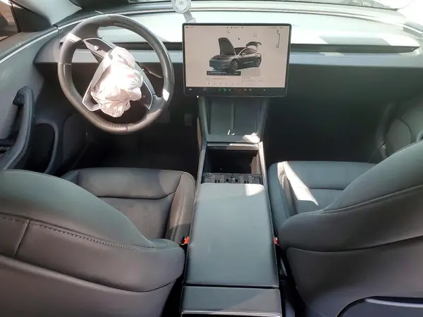 5YJ3E1EA9SF024548 2025 TESLA MODEL 3 - Image 8