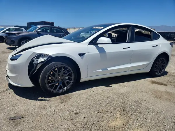 5YJ3E1EA9SF025392 2025 TESLA MODEL 3 - Image 1