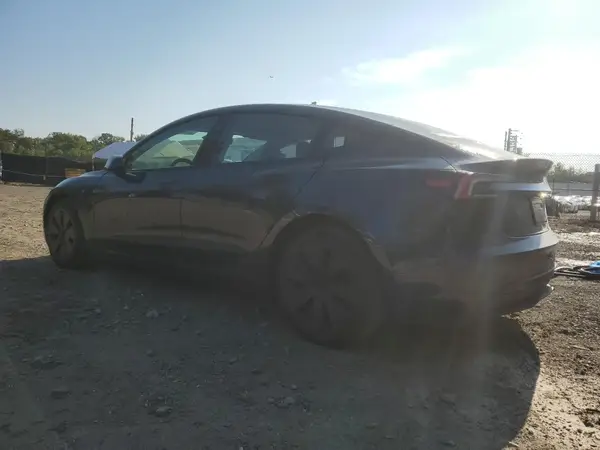 5YJ3E1EA9SF029703 2025 TESLA MODEL 3 - Image 2