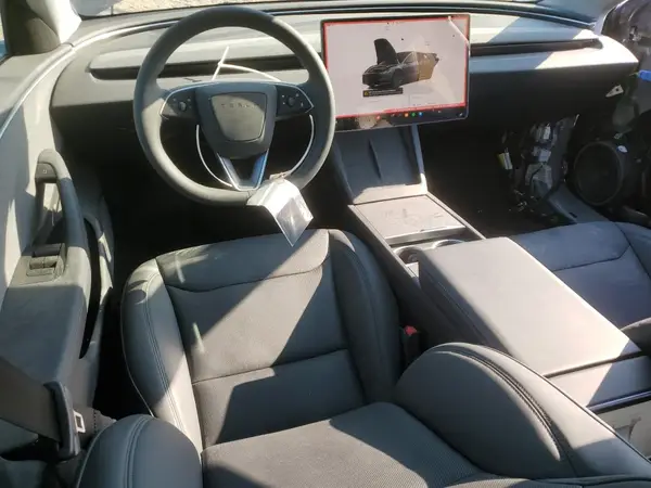 5YJ3E1EA9SF029703 2025 TESLA MODEL 3 - Image 8