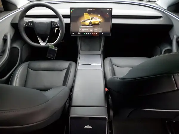 5YJ3E1EA9SF031595 2025 TESLA MODEL 3 - Image 8