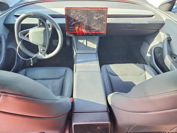 5YJ3E1EA9SF032262 2025 TESLA MODEL 3 - Image 8