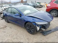 5YJ3E1EA9SF047201 2025 TESLA MODEL 3