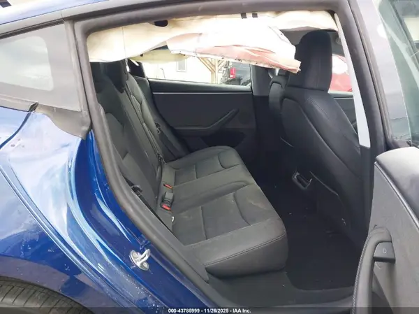5YJ3E1EA9SF047201 2025 TESLA MODEL 3 - Image 8