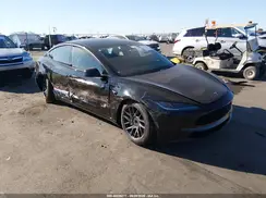 5YJ3E1EA9SF047280 2025 TESLA MODEL 3