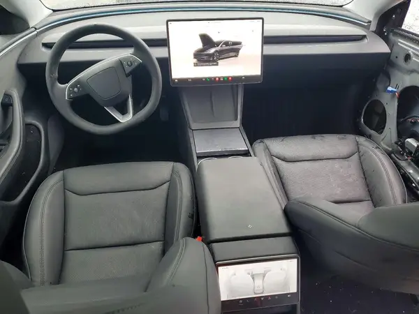 5YJ3E1EA9SF056853 2025 TESLA MODEL 3 - Image 8