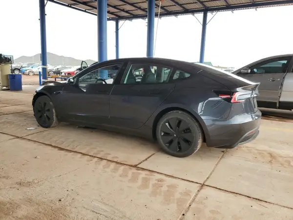 5YJ3E1EA9SF075614 2025 TESLA MODEL 3 - Image 2