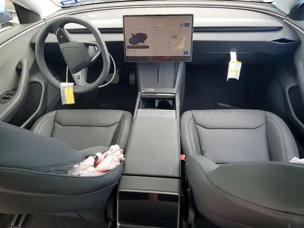 5YJ3E1EA9SF076794 2025 TESLA MODEL 3 - Image 8