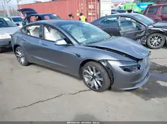 5YJ3E1EA9SF903211 2025 TESLA MODEL 3