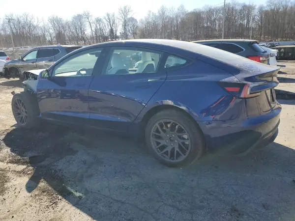 5YJ3E1EA9SF903953 2025 TESLA MODEL 3 - Image 2
