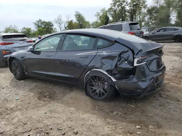 5YJ3E1EA9SF907307 2025 TESLA MODEL 3 - Image 2