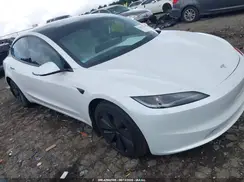 5YJ3E1EA9SF938458 2025 TESLA MODEL 3