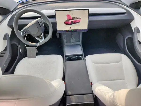 5YJ3E1EA9SF938976 2025 TESLA MODEL 3 - Image 8