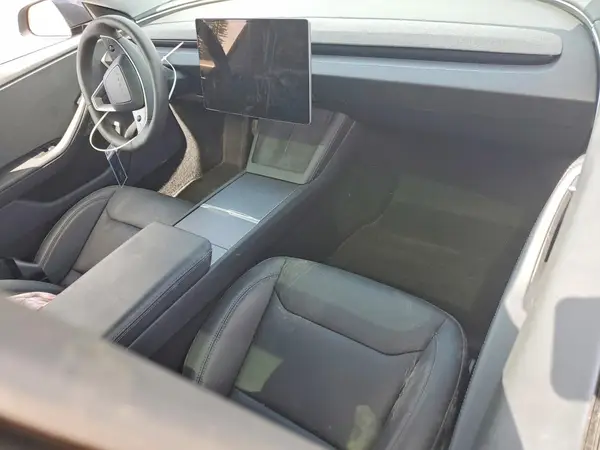 5YJ3E1EA9SF950481 2025 TESLA MODEL 3 - Image 8
