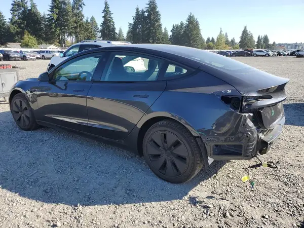 5YJ3E1EA9SF953476 2025 TESLA MODEL 3 - Image 2
