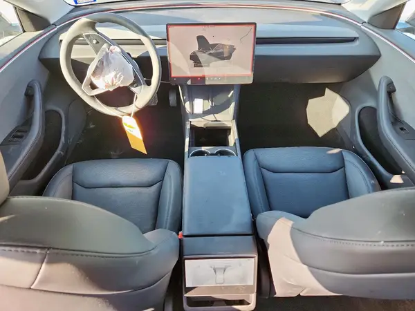 5YJ3E1EA9SF959861 2025 TESLA MODEL 3 - Image 8