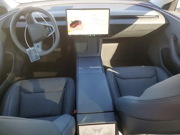5YJ3E1EA9SF965675 2025 TESLA MODEL 3 - Image 8