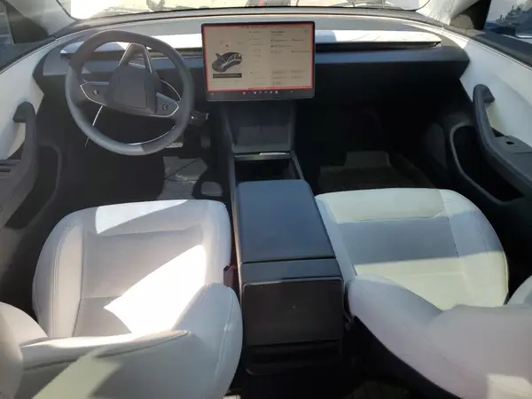 5YJ3E1EA9SF967426 2025 TESLA MODEL 3 - Image 8