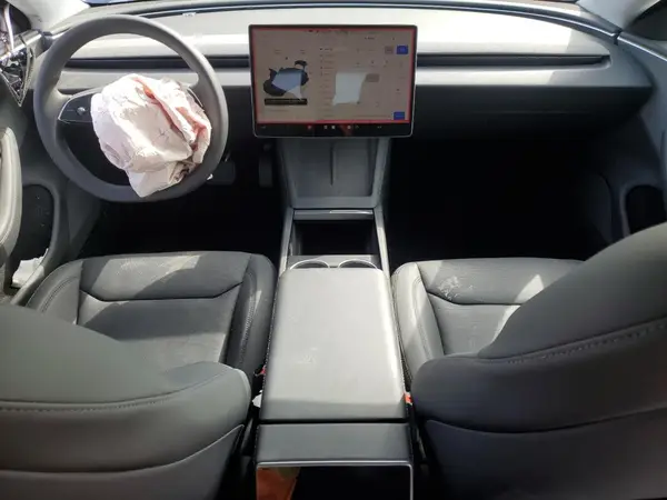 5YJ3E1EA9SF968706 2025 TESLA MODEL 3 - Image 8
