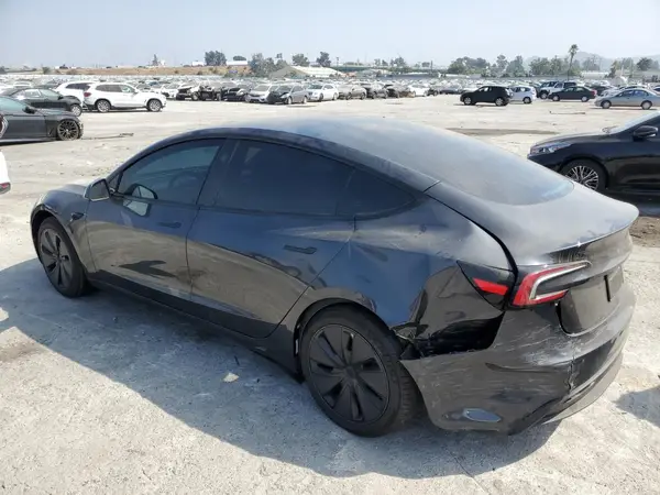 5YJ3E1EA9SF980757 2025 TESLA MODEL 3 - Image 2