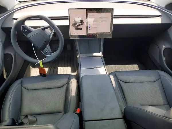 5YJ3E1EA9SF983285 2025 TESLA MODEL 3 - Image 8