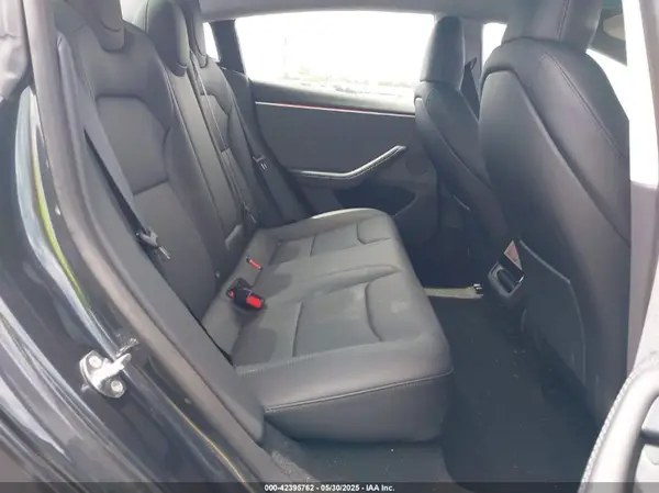 5YJ3E1EA9SF987532 2025 TESLA MODEL 3 - Image 8