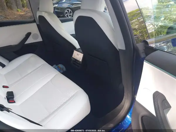 5YJ3E1EA9SF987661 2025 TESLA MODEL 3 - Image 8