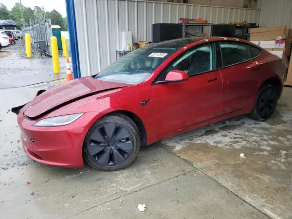 5YJ3E1EA9SF989569 2025 TESLA MODEL 3 - Image 1